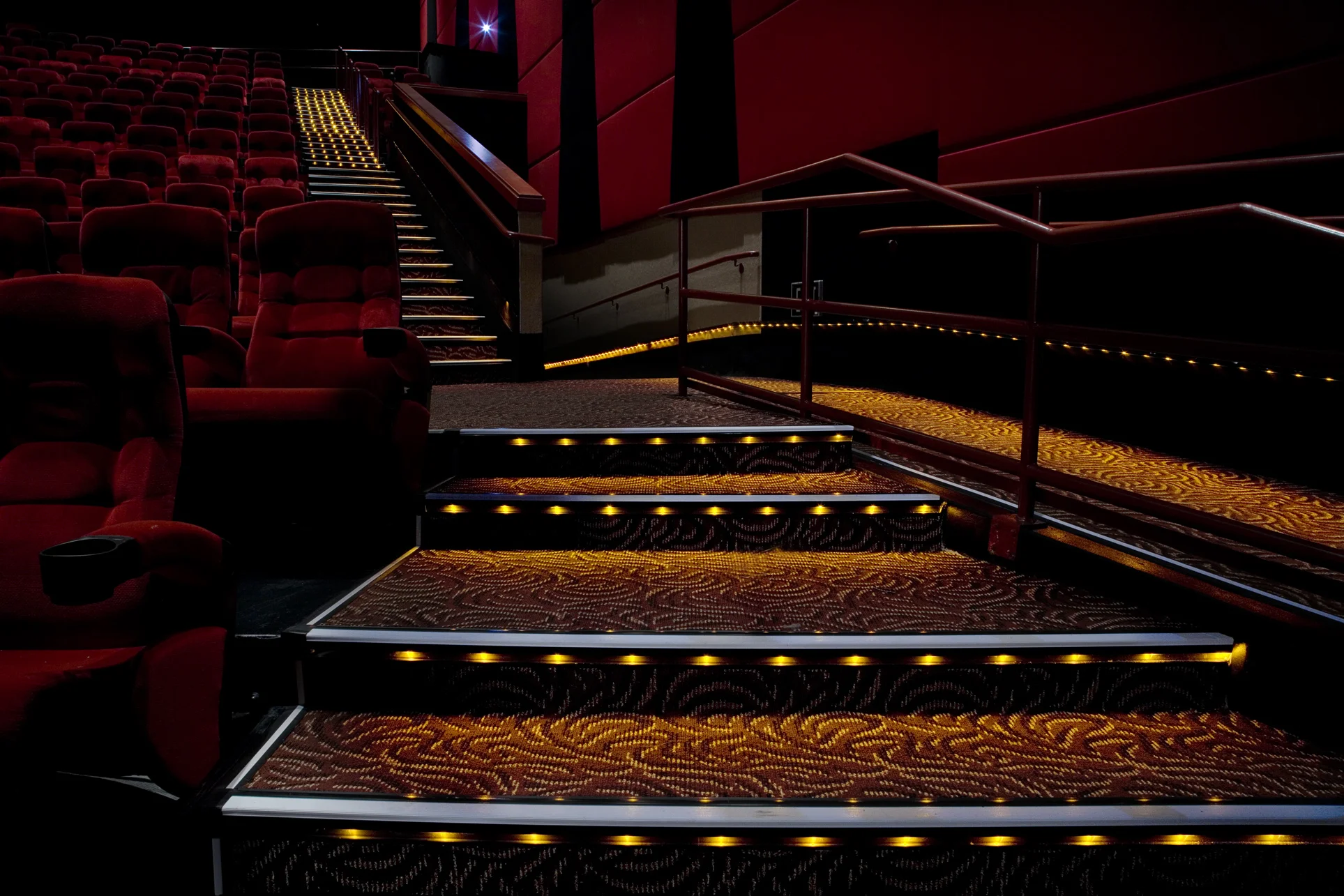 Theater stair lights deals